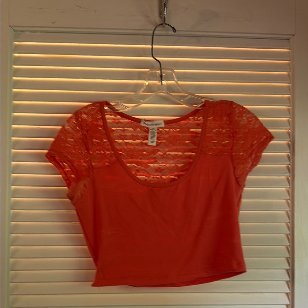 Women's Lace Sleeve Top - coral